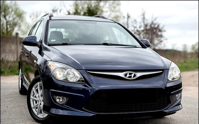 Hyundai I30 cena 19900 przebieg: 150000, rok produkcji 2012 z Elbląg małe 596